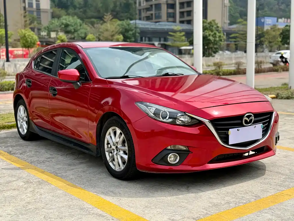 Mazda3 Angkesela 2014 hatchback 1.5L automatic luxury model купить на сайте DeffCars