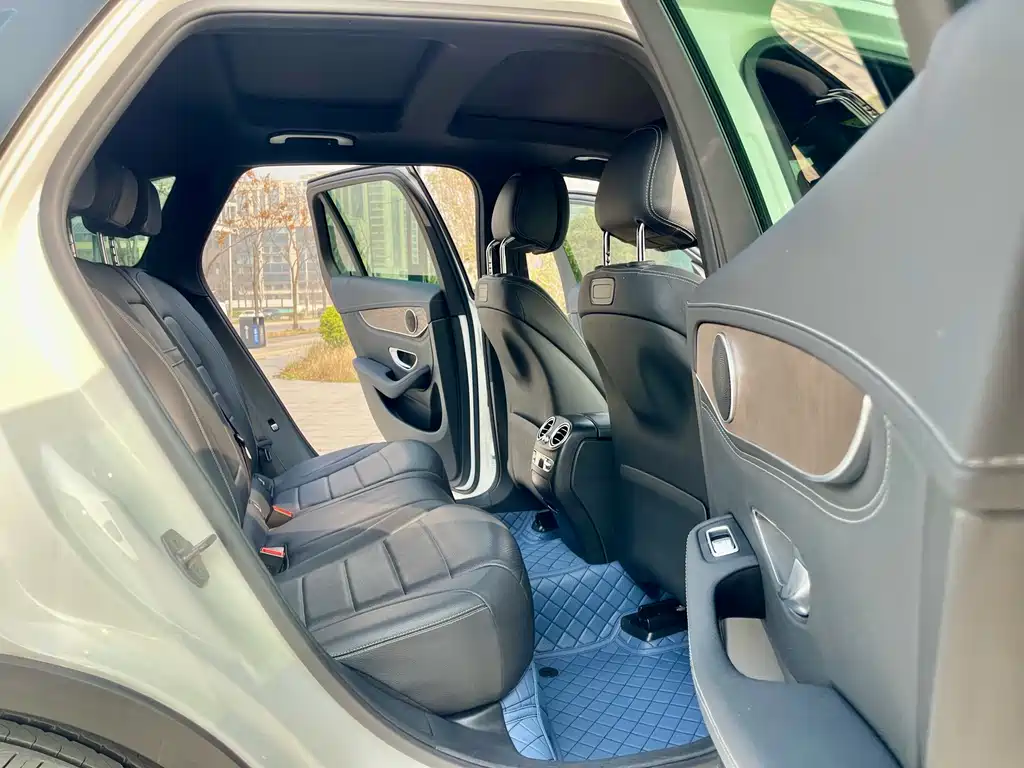 Mercedes-Benz GLC 2018 GLC 300 4MATIC Dynamic купить на сайте DeffCars