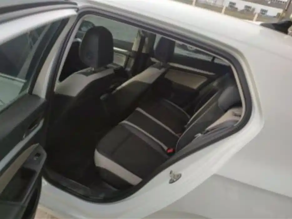Golf 2024 280TSI DSG Pro Enjoy Edition купить на сайте DeffCars