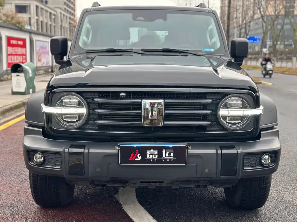 Tank 300 2023 Off-Road Version 2.0T Conqueror купить на сайте DeffCars