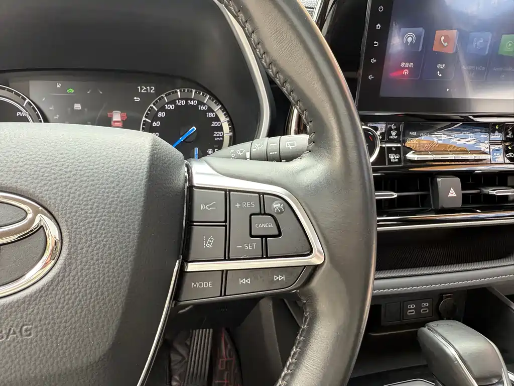 Highlander 2023 2.5L smart electric hybrid dual-engine four-wheel drive luxury version 7 seats купить на сайте DeffCars