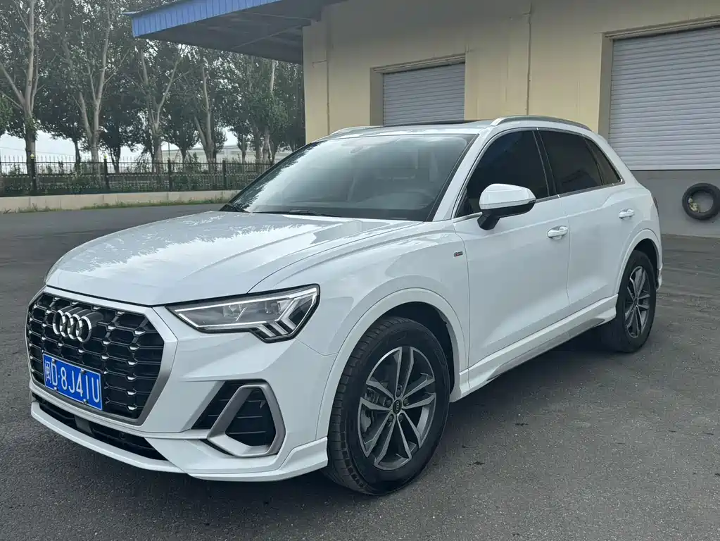 Audi Q3 2023 35 TFSI aggressive and dynamic model (1.4T) купить на сайте DeffCars