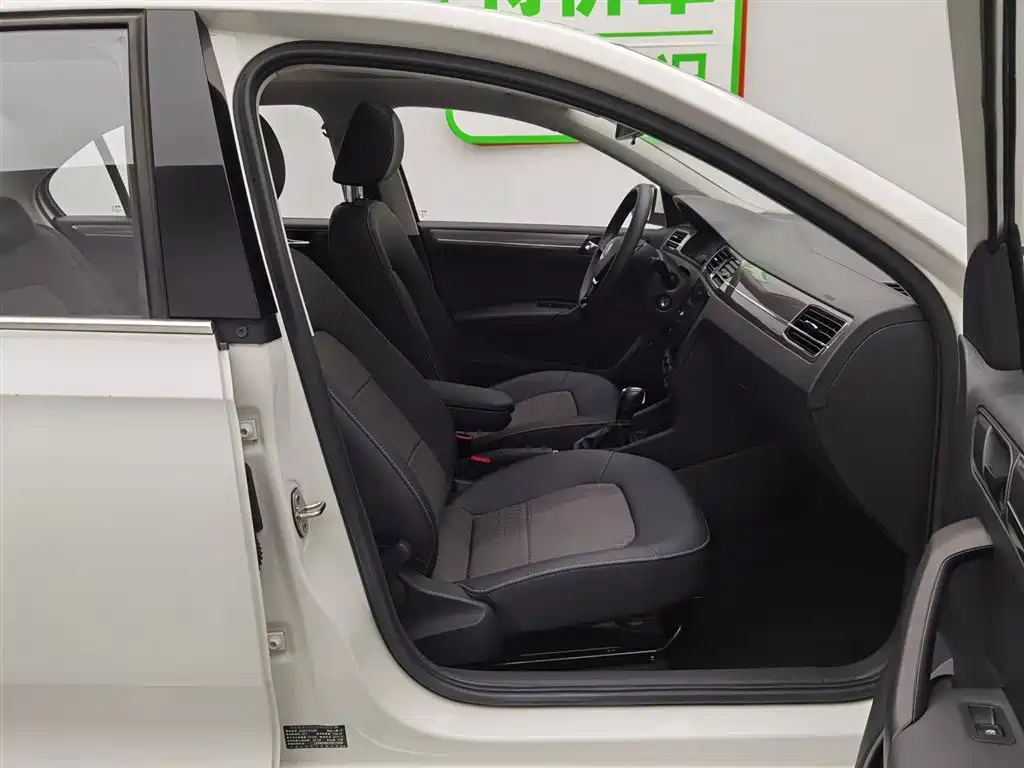 Santana 2019 1.5L automatic comfort version National VI купить на сайте DeffCars