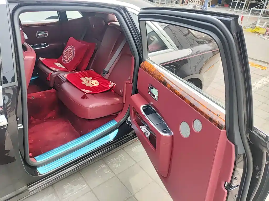 Ghost 2012 6.6T extended version купить на сайте DeffCars