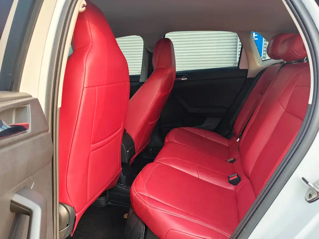 Polo 2023 facelift Plus 1.5L automatic indulgence version купить на сайте DeffCars