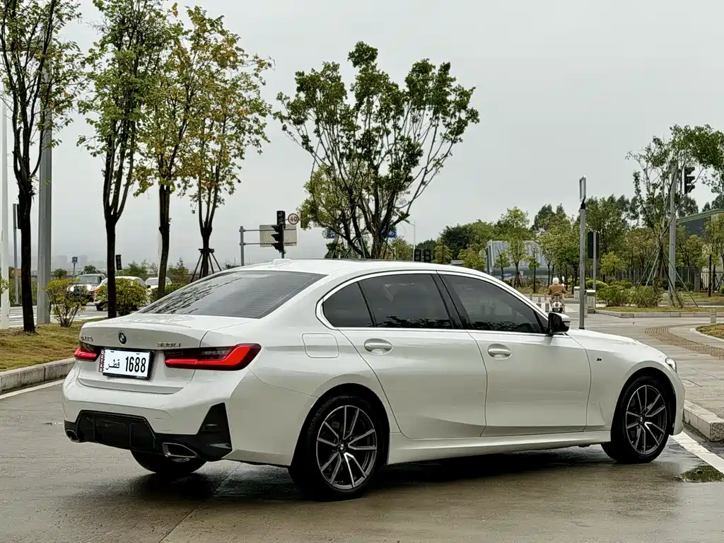 BMW 3 Series 2023 320Li M Sports Package купить на сайте DeffCars