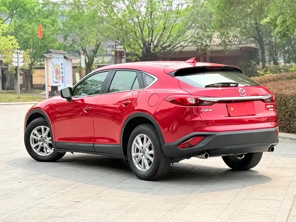 Mazda CX-4 2018 2.0L automatic two-wheel drive Blue Sky Vibrant Edition National V купить на сайте DeffCars