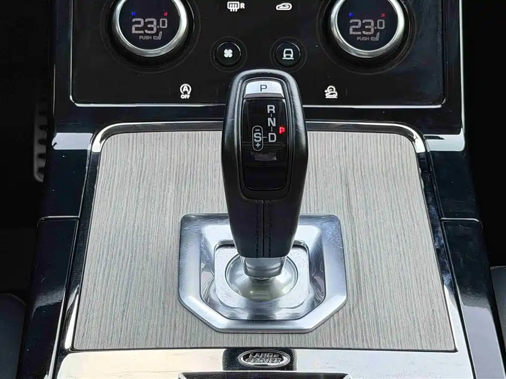 Range Rover Evoque 2021 Evoque L 249PS R-Dynamic S Performance Edition купить на сайте DeffCars