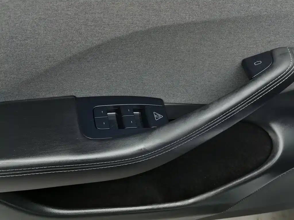 Model 3 2025 facelift rear-wheel drive version купить на сайте DeffCars