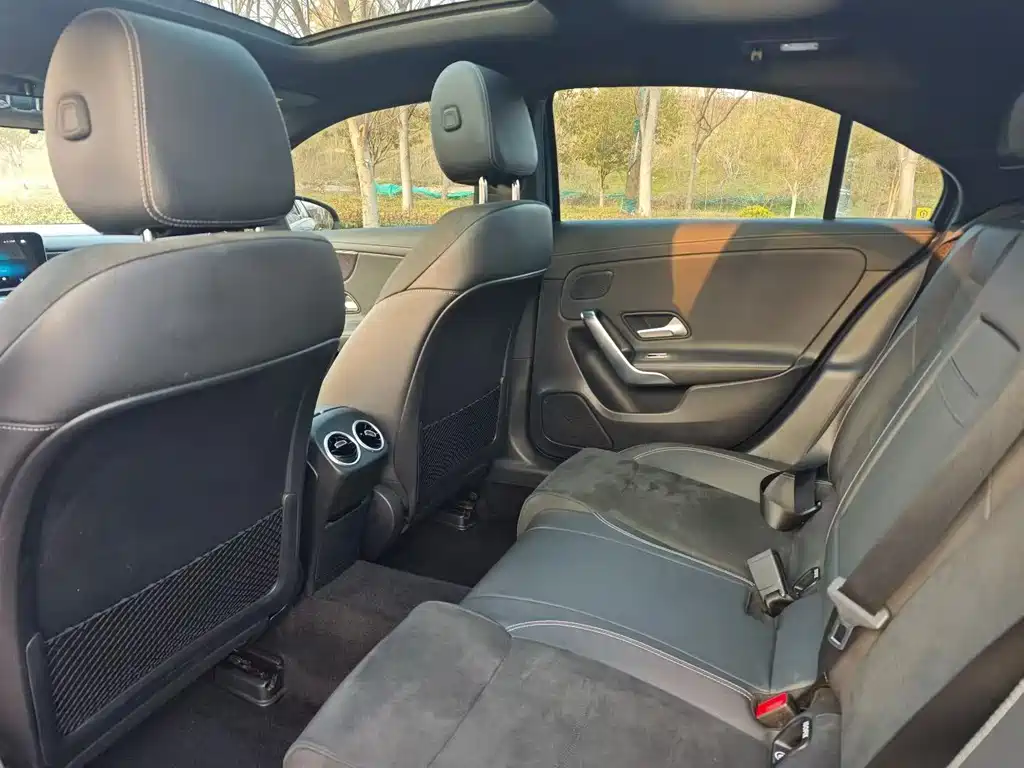 Mercedes-Benz A-Class 2019 A 200 L Sports Sedan купить на сайте DeffCars