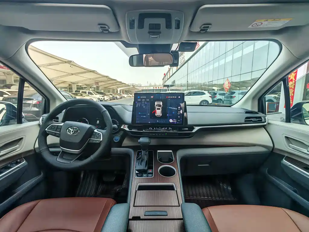 SIENNA 2023 2.5L Hybrid Comfort Edition купить на сайте DeffCars