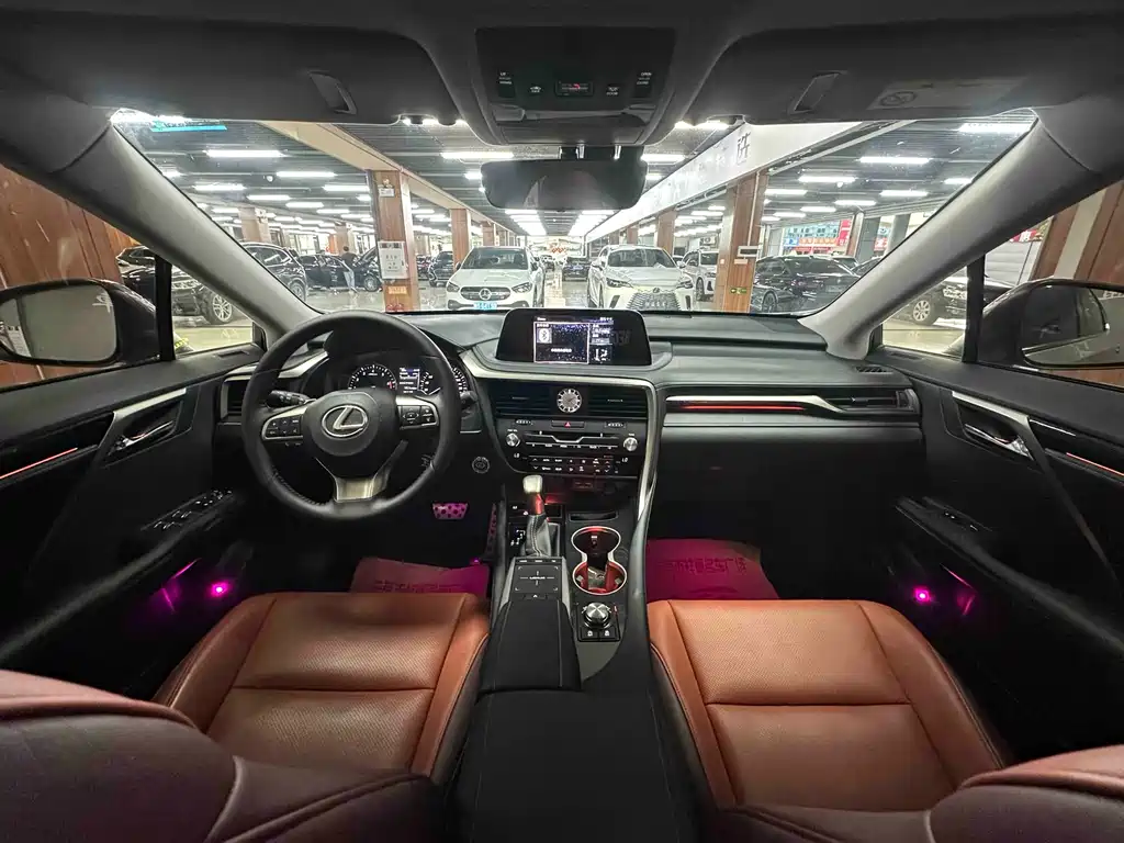 Lexus RX 2020 facelift 300 two-wheel drive elite version купить на сайте DeffCars