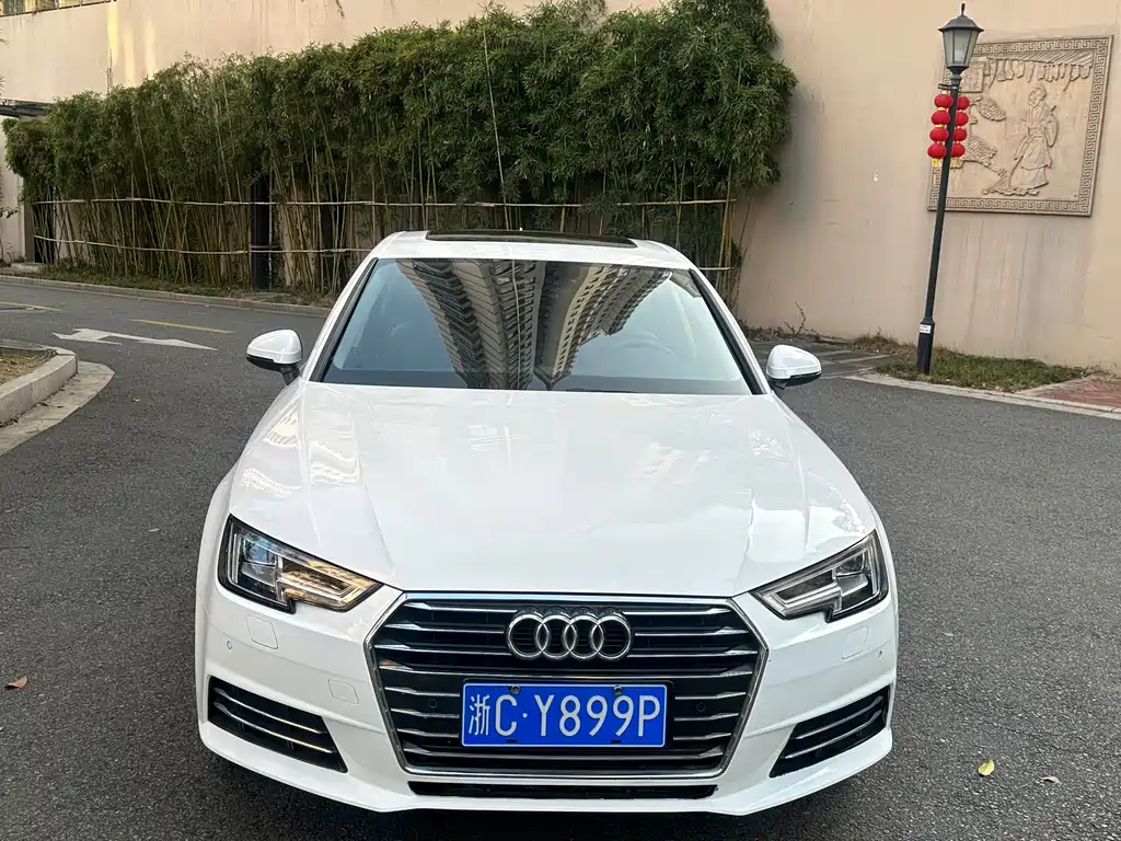 Audi A4L 2018 30th Anniversary Model 40 TFSI Enterprising купить на сайте DeffCars