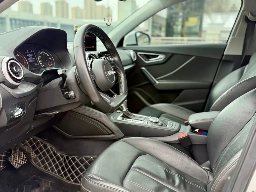 Audi Q2L 2022 35 TFSI fashionable and dynamic купить на сайте DeffCars