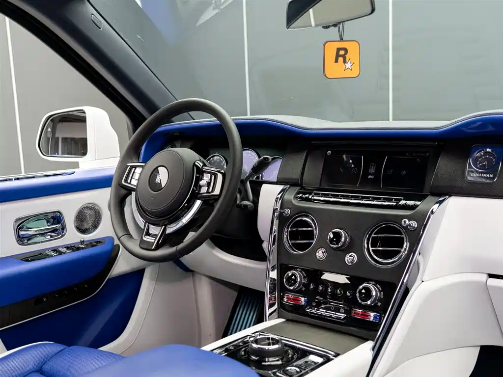 Cullinan 2018 four-seat version купить на сайте DeffCars