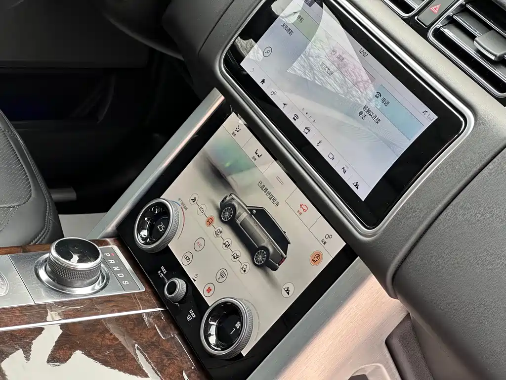 Range Rover 2021 3.0 L6 Legend Extended Classic Edition купить на сайте DeffCars