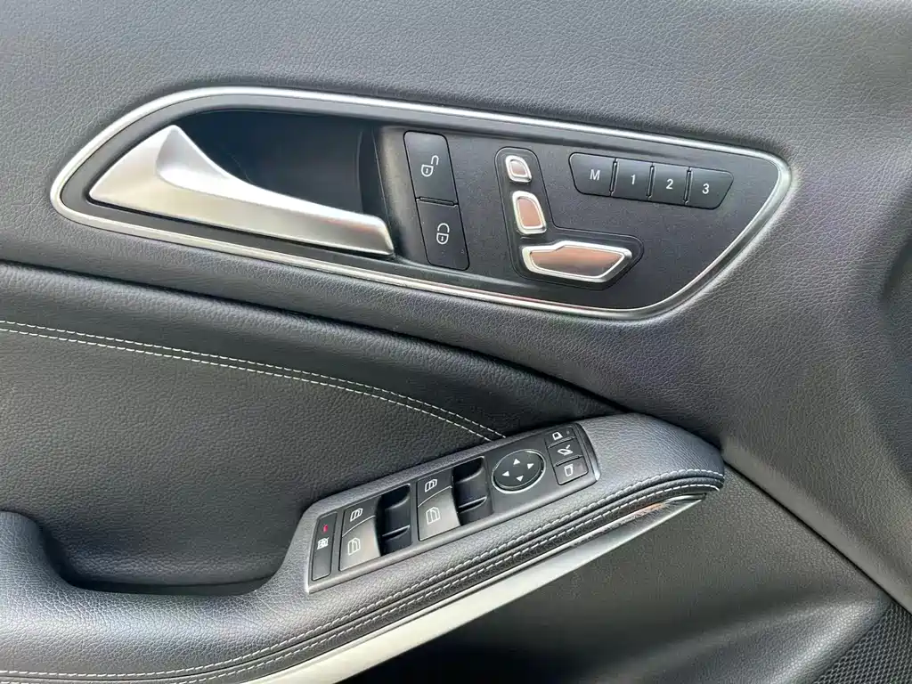 Mercedes-Benz CLA imported 2018 CLA 200 fashion model купить на сайте DeffCars