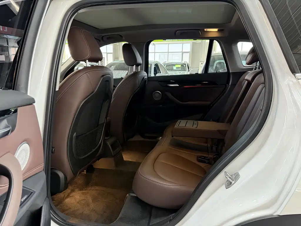 BMW X1 2022 sDrive20Li Fashion Model купить на сайте DeffCars