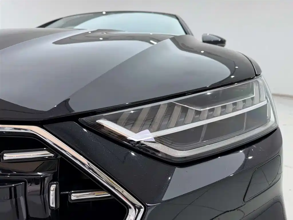 Audi A7L 2024 45TFSI S-line Dream Building Liquid Crystal Package купить на сайте DeffCars