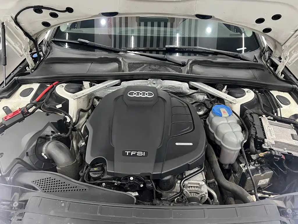 Audi A4L 2019 40 TFSI Fashion Type National V купить на сайте DeffCars