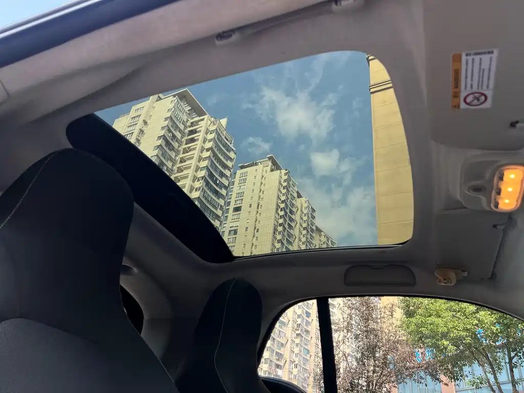 smart fortwo 2018 1.0L 52kW hardtop passion version National V купить на сайте DeffCars