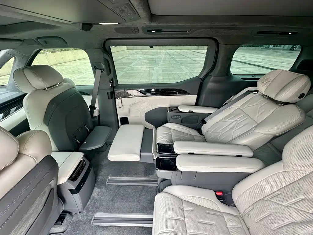 Jikrypton 009 2024 six-seater executive version four-wheel drive 108kWh купить на сайте DeffCars