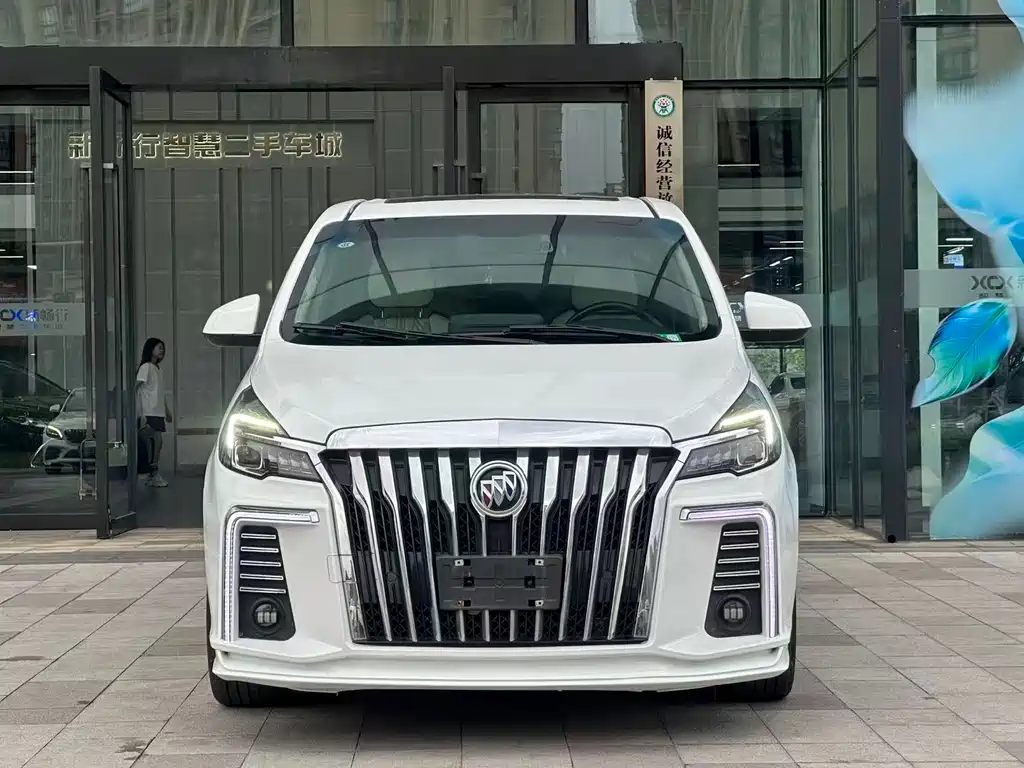 Buick GL8 2021 Land Business Class 652T Luxury купить на сайте DeffCars