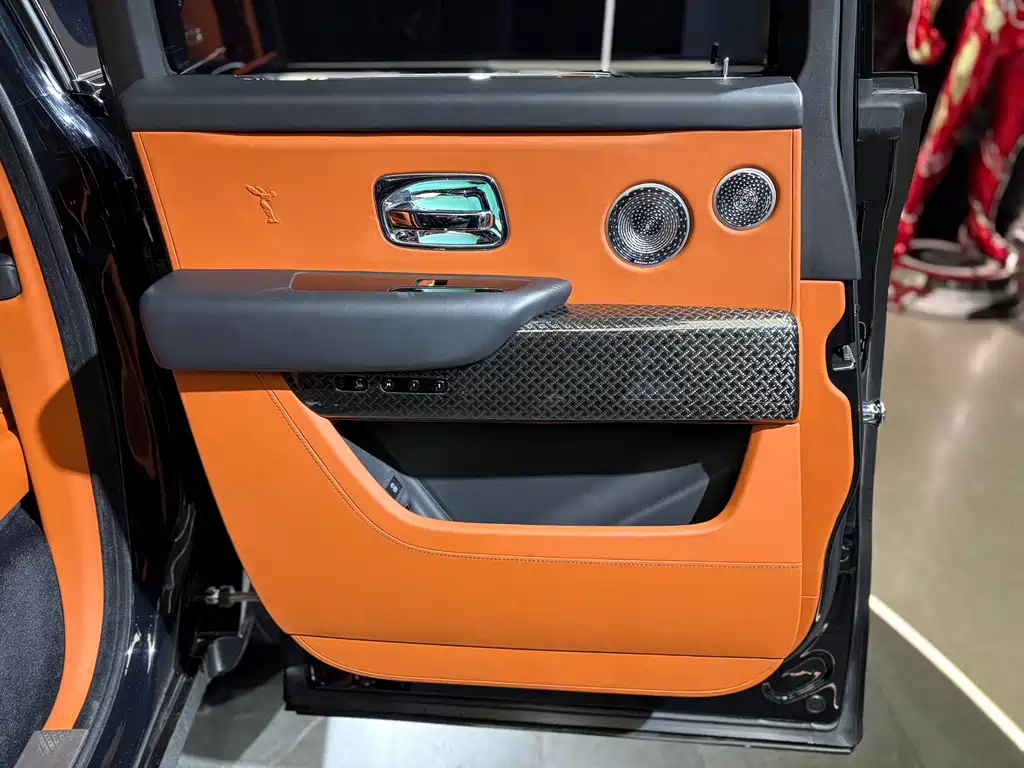 Cullinan 2018 four-seat version купить на сайте DeffCars