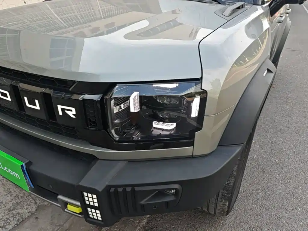 Jietu Traveler 2023 2.0T four-wheel drive crossover PRO купить на сайте DeffCars