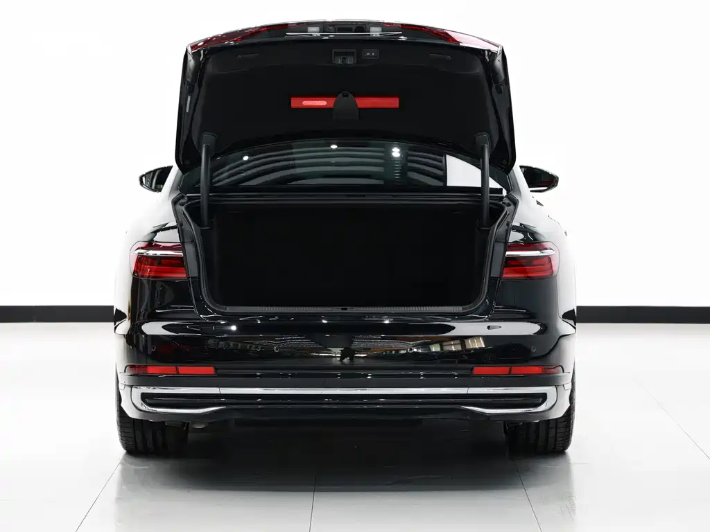 Audi A8 2024 A8L 50 TFSI quattro Premium Selection купить на сайте DeffCars