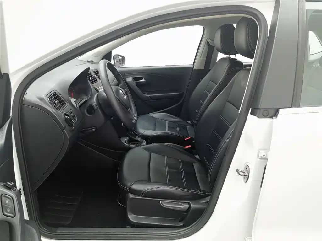 Polo 2018 1.5L automatic safe driving model купить на сайте DeffCars