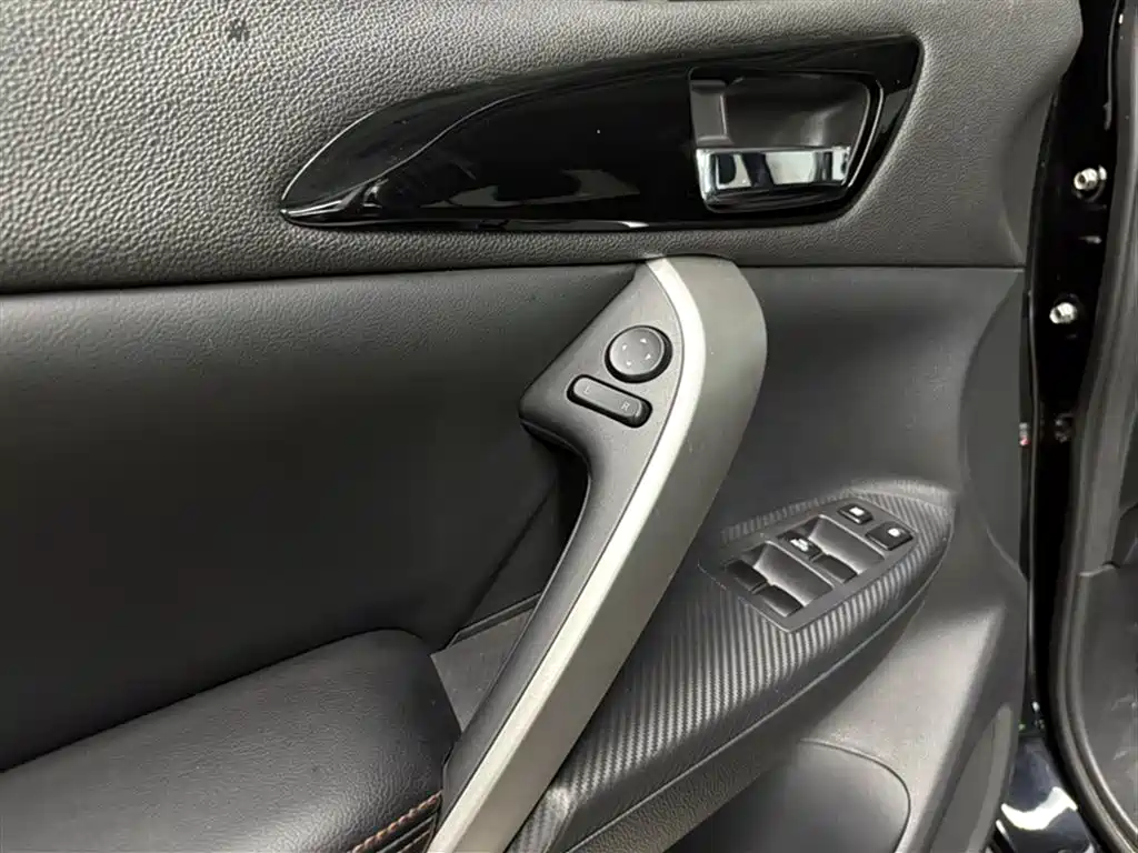 Yige 2018 1.5T CVT two-wheel drive faith version купить на сайте DeffCars