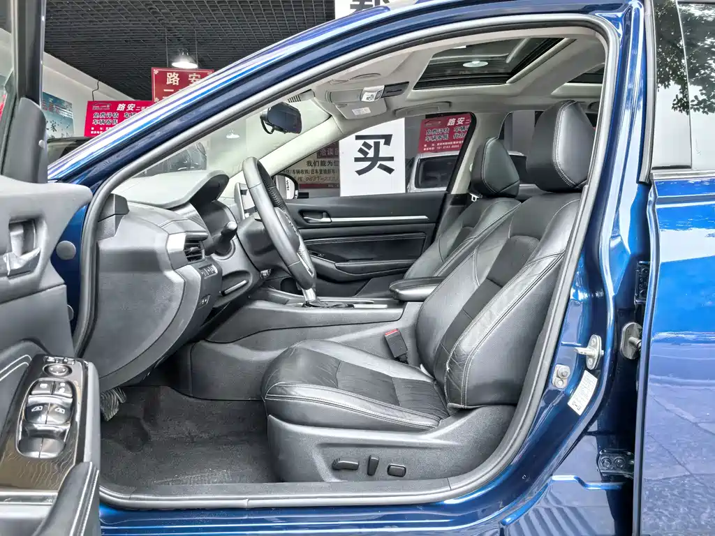 Teana 2019 2.0L XL Upper Smart Travel Edition купить на сайте DeffCars