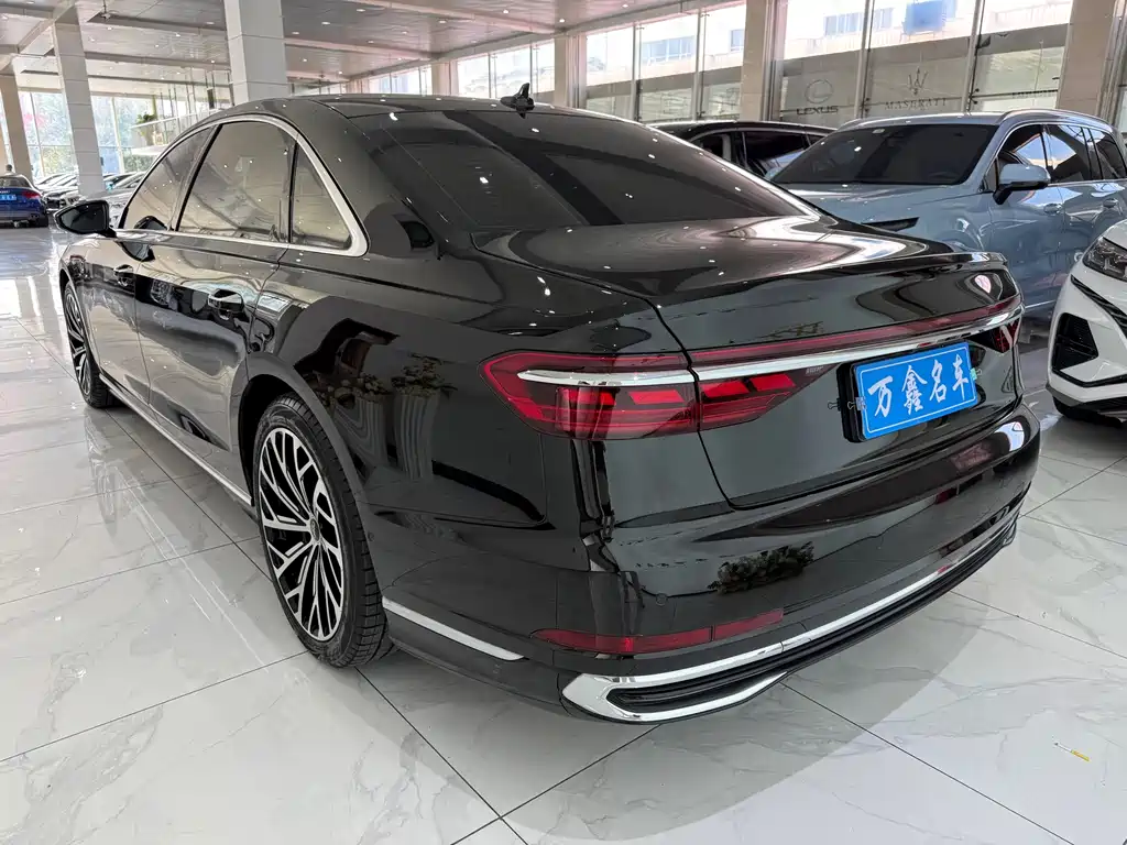 Audi A8 2023 A8L 50 TFSI quattro Premium Selection купить на сайте DeffCars