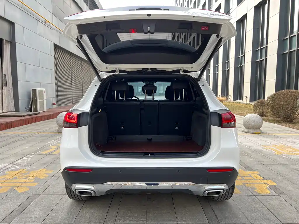 Mercedes-Benz GLA 2023 GLA 220 купить на сайте DeffCars