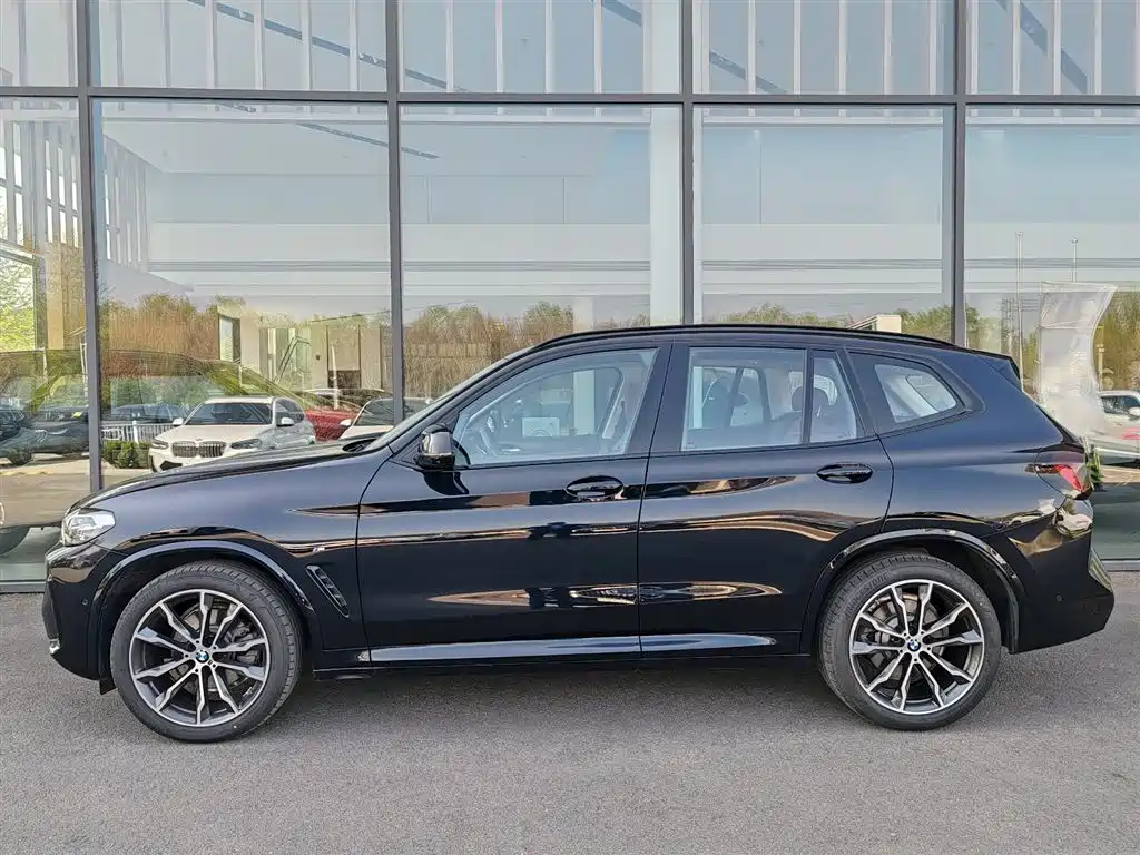BMW X3 2023 Facelift xDrive30i Leading M Night Package купить на сайте DeffCars
