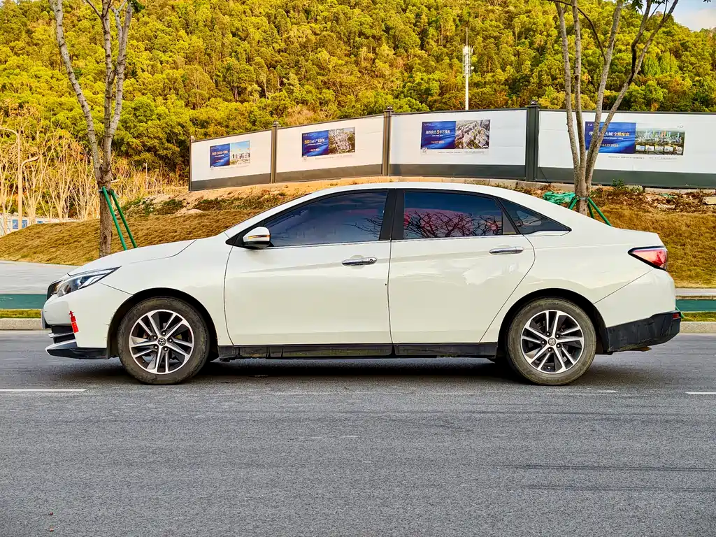 Venucia D60 2018 1.6L CVT Intelligent Link Elite Edition купить на сайте DeffCars