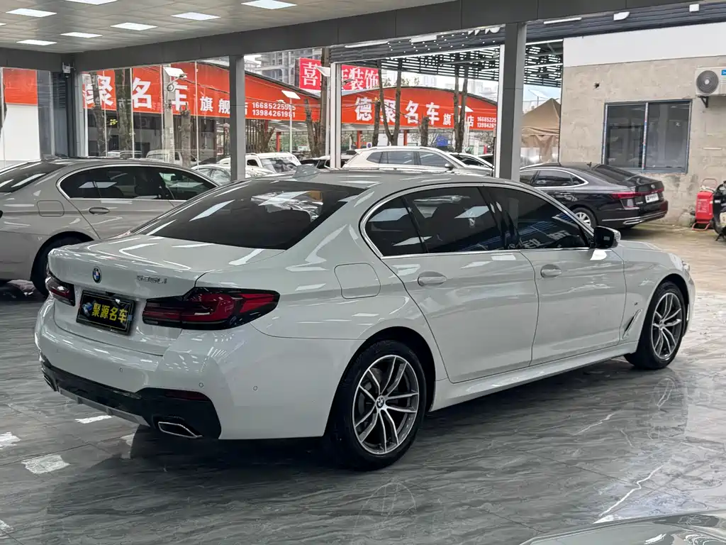 BMW 5 Series 2022 525Li M Sports Package купить на сайте DeffCars