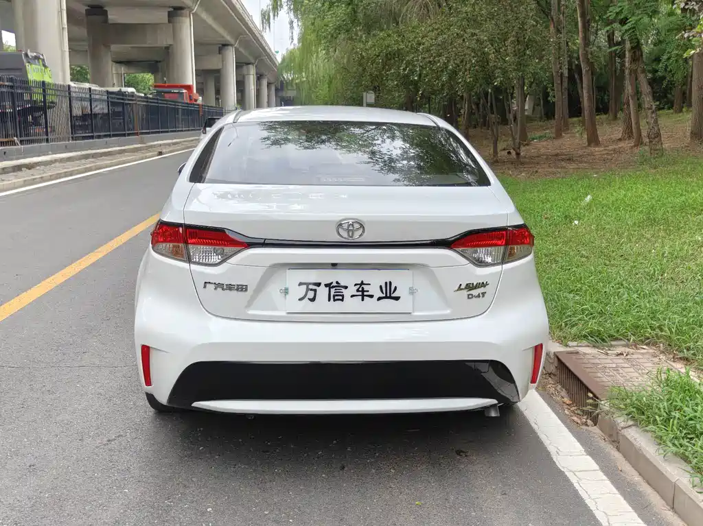 Léilíng (COROLLA) 2022 185T CVT Deluxe Edition купить на сайте DeffCars