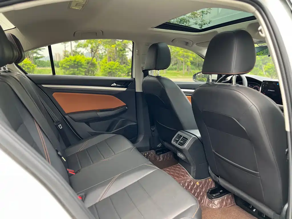 Bora 2023 200TSI DSG Yuexing Edition купить на сайте DeffCars