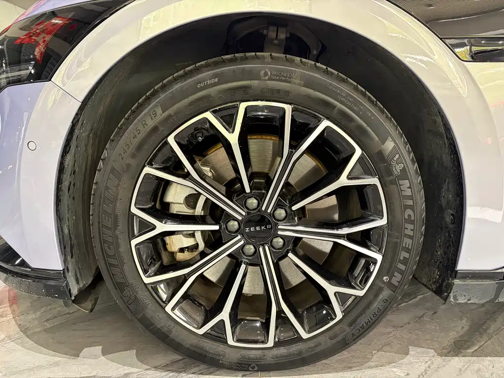 Jikrypton 007 2024 four-wheel drive smart driving version 75kWh купить на сайте DeffCars