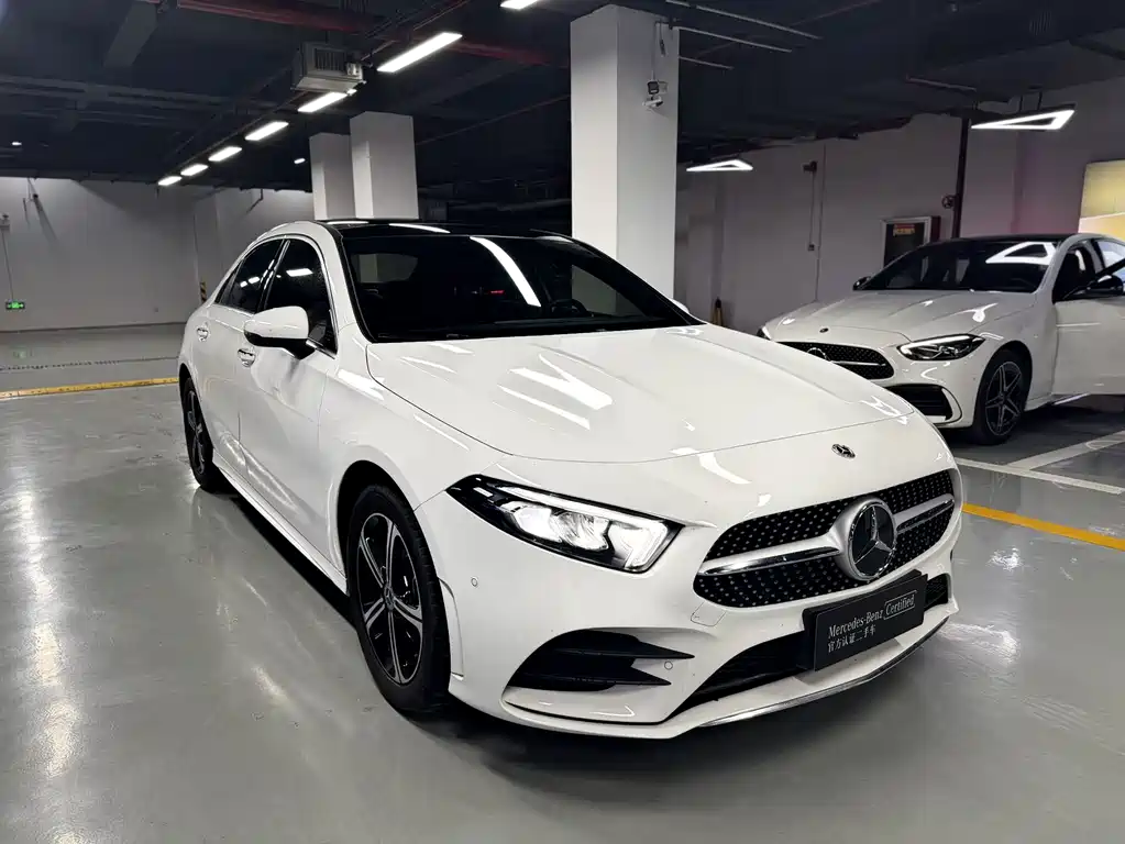 Mercedes-Benz A-Class 2022 Facelift Three A 200 L Sports Sedan Fashionable купить на сайте DeffCars