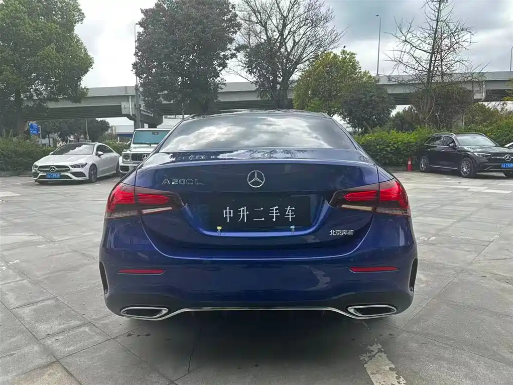 Mercedes-Benz A-Class 2020 Facelift A 200 L Sports Sedan Fashionable купить на сайте DeffCars