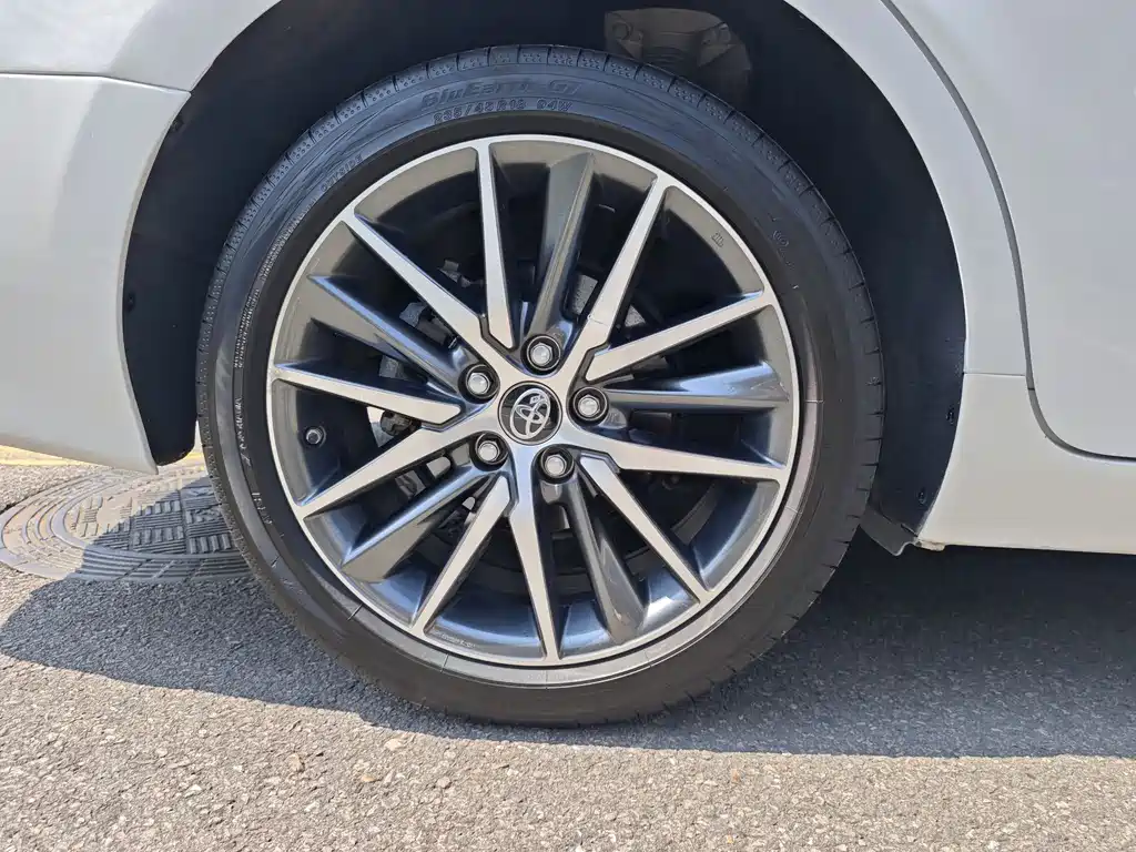 Camry 2021 2.5G Deluxe Edition купить на сайте DeffCars