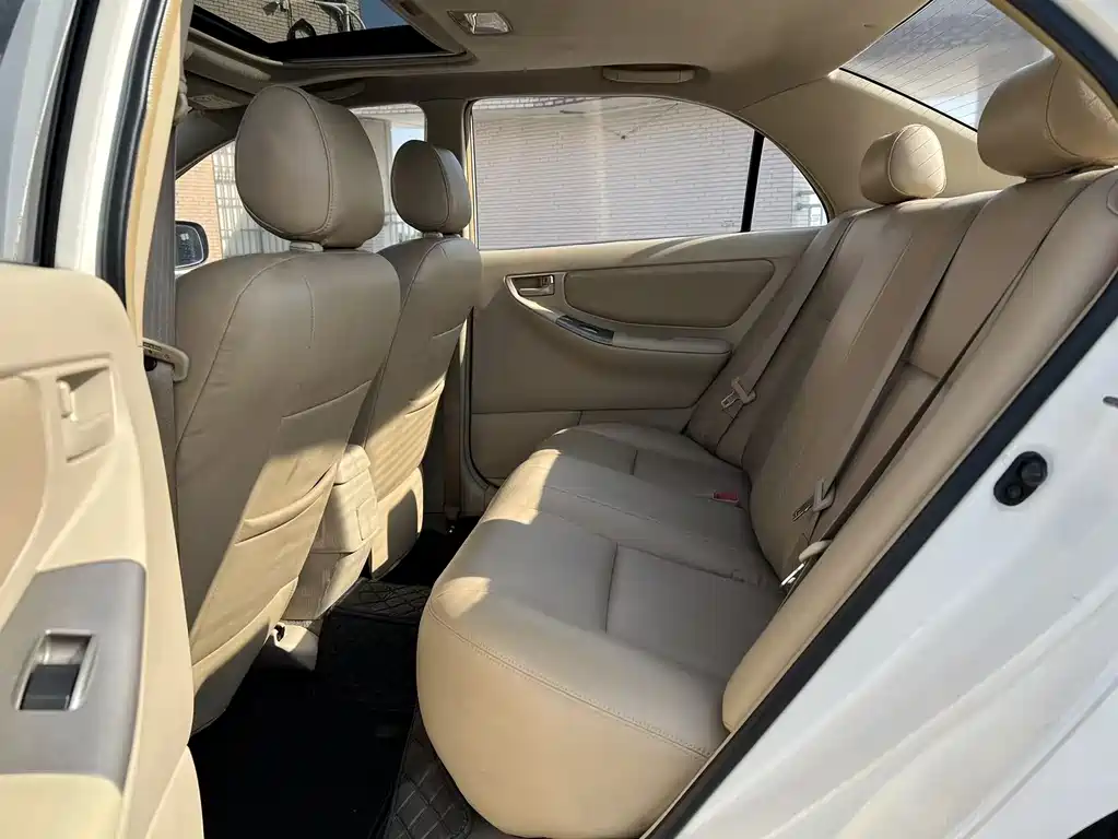 Corolla 2013 1.6L automatic luxury version купить на сайте DeffCars