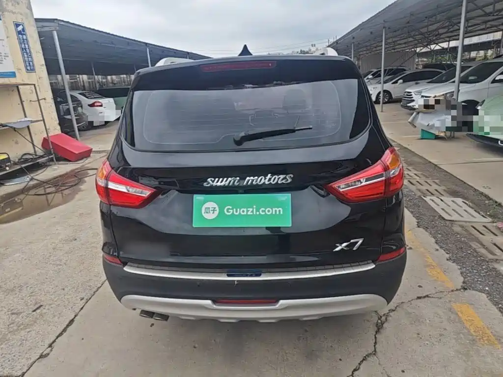 SWM X7 2020 2.0L manual comfort version 7 seats купить на сайте DeffCars