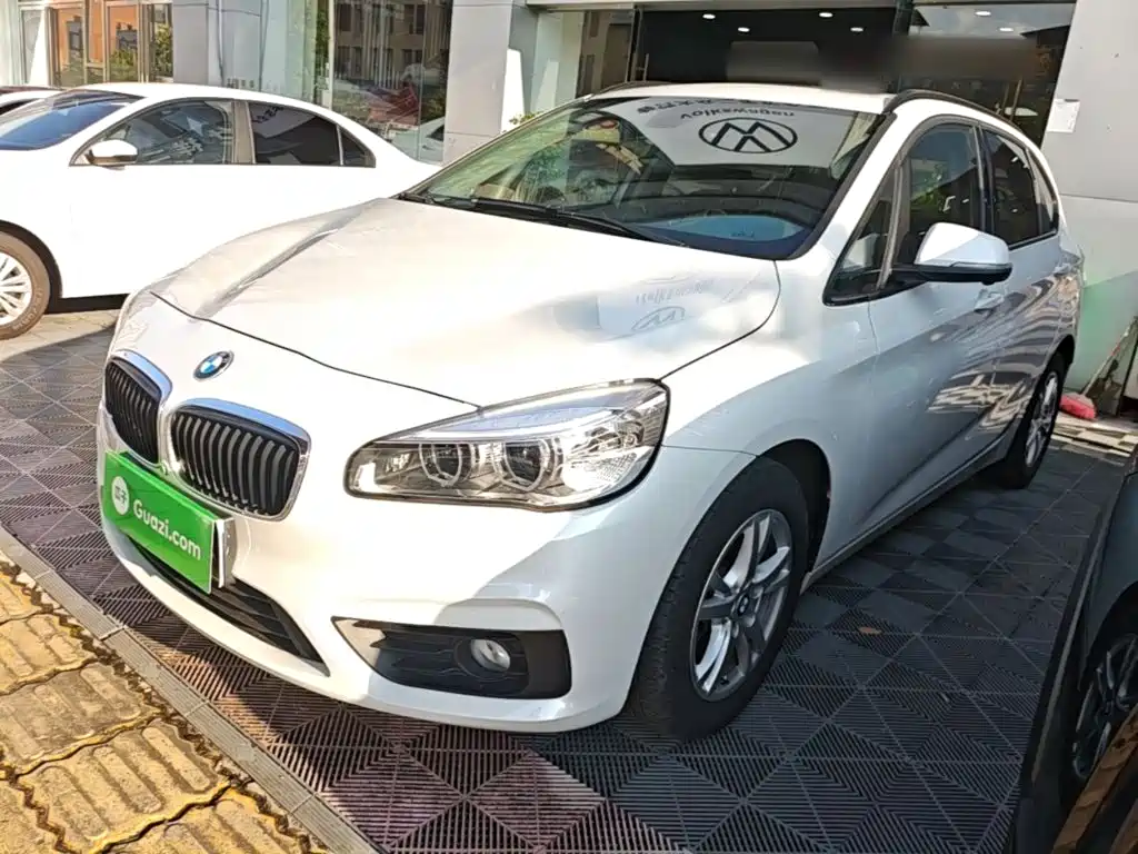 BMW 2 Series Touring 2016 218i Leading Model купить на сайте DeffCars