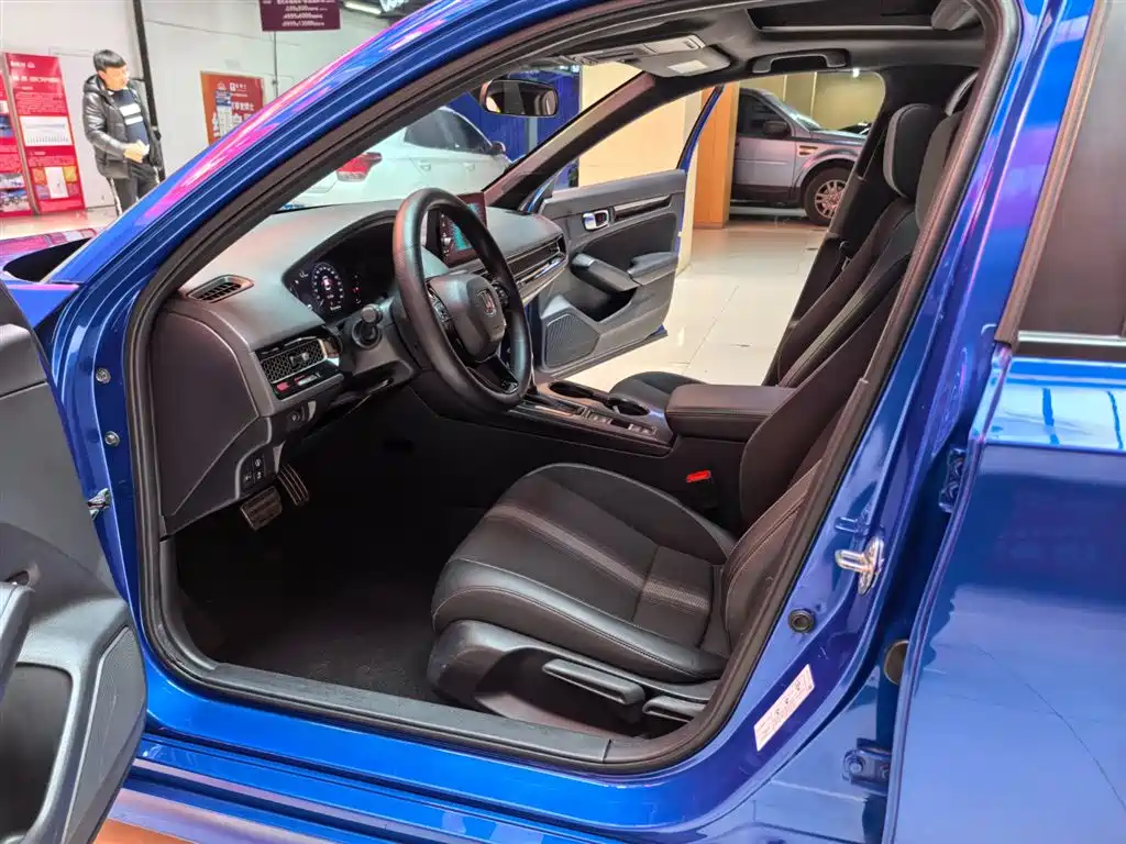 Civic 2022 240TURBO CVT combustion version купить на сайте DeffCars
