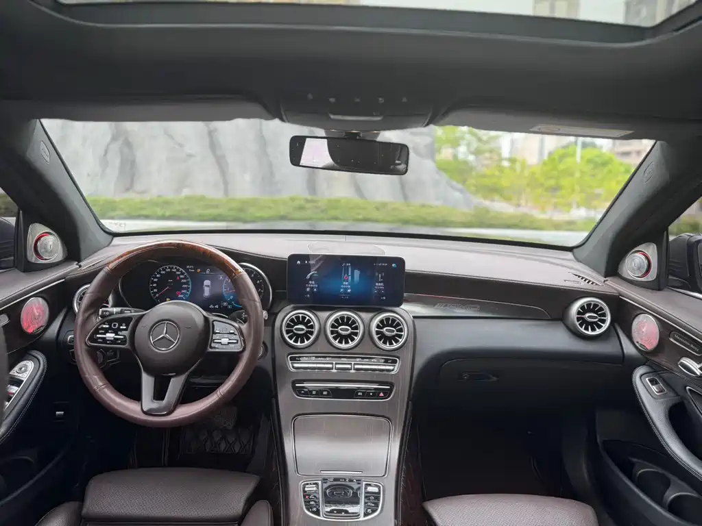 Mercedes-Benz GLC 2020 facelift GLC 260 L 4MATIC dynamic купить на сайте DeffCars