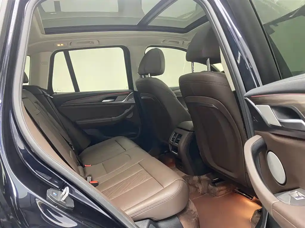 BMW X3 2023 Facelift xDrive30i Leading M Night Package купить на сайте DeffCars